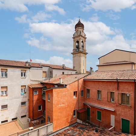 Domus Verona - Ampia Residenza Filippini A Pochi Passi Dall'Arena Zewnętrze zdjęcie