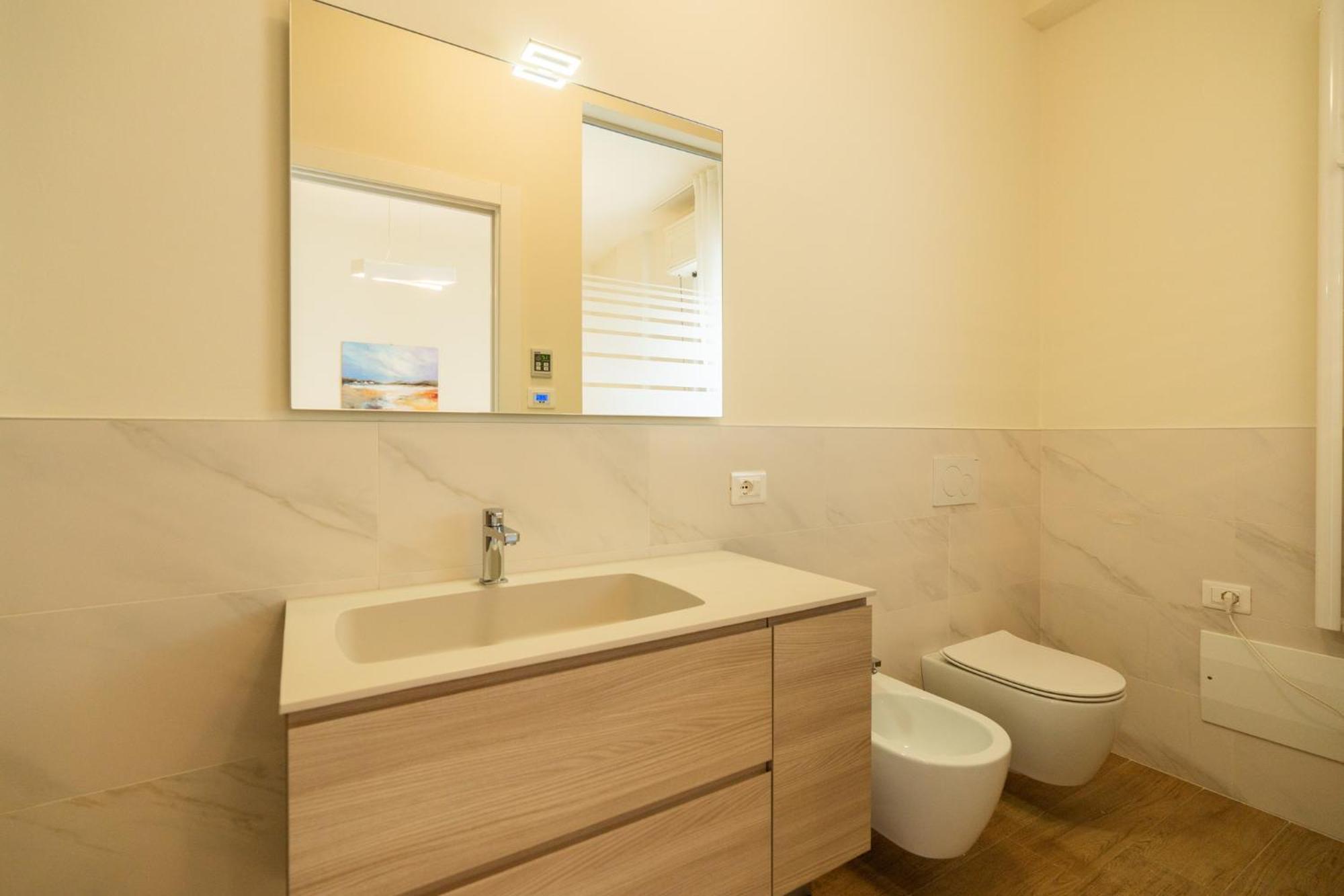 Domus Verona - Ampia Residenza Filippini A Pochi Passi Dall'Arena Zewnętrze zdjęcie