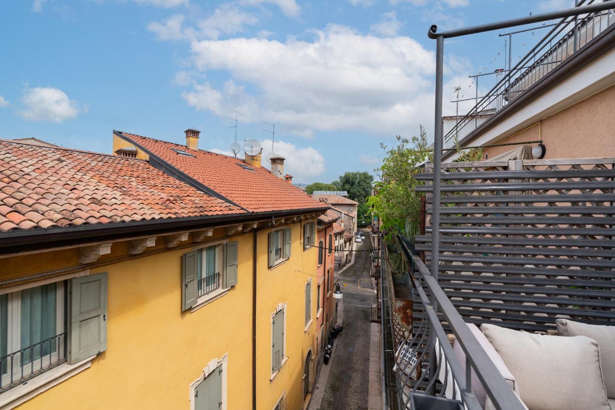 Domus Verona - Ampia Residenza Filippini A Pochi Passi Dall'Arena Pokój zdjęcie